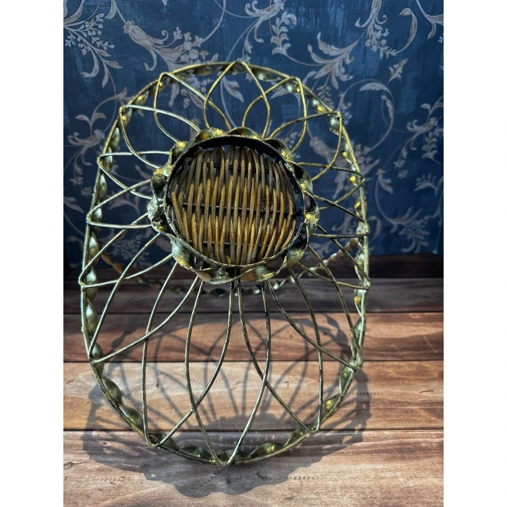 Vintage Gold Metal Wire Basket with Twisted‎ Handle and Woven Wicker Base Decor
